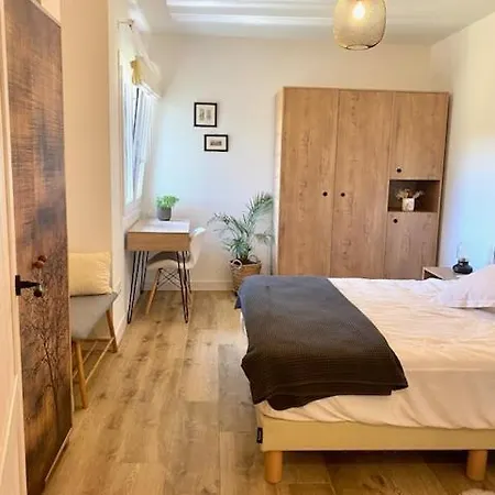 Mirador De La Montaña Mágica * El Acebo de San Miguel