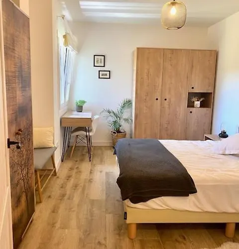 Mirador De La Montana Magica * El Acebo de San Miguel